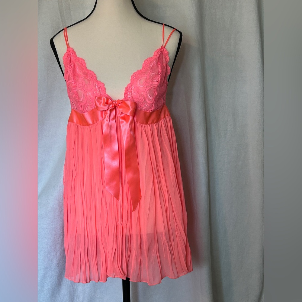 Victoria Secret Elegant Pink Lace Babydoll size Large